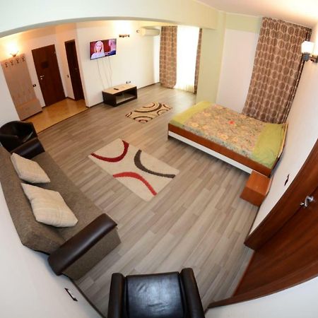 Apartamento David Aprilia Năvodari Exterior foto