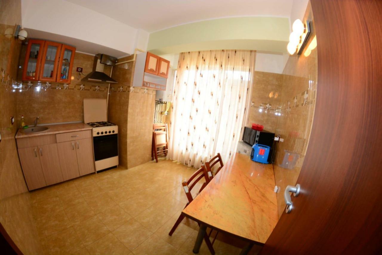Apartamento David Aprilia Năvodari Exterior foto